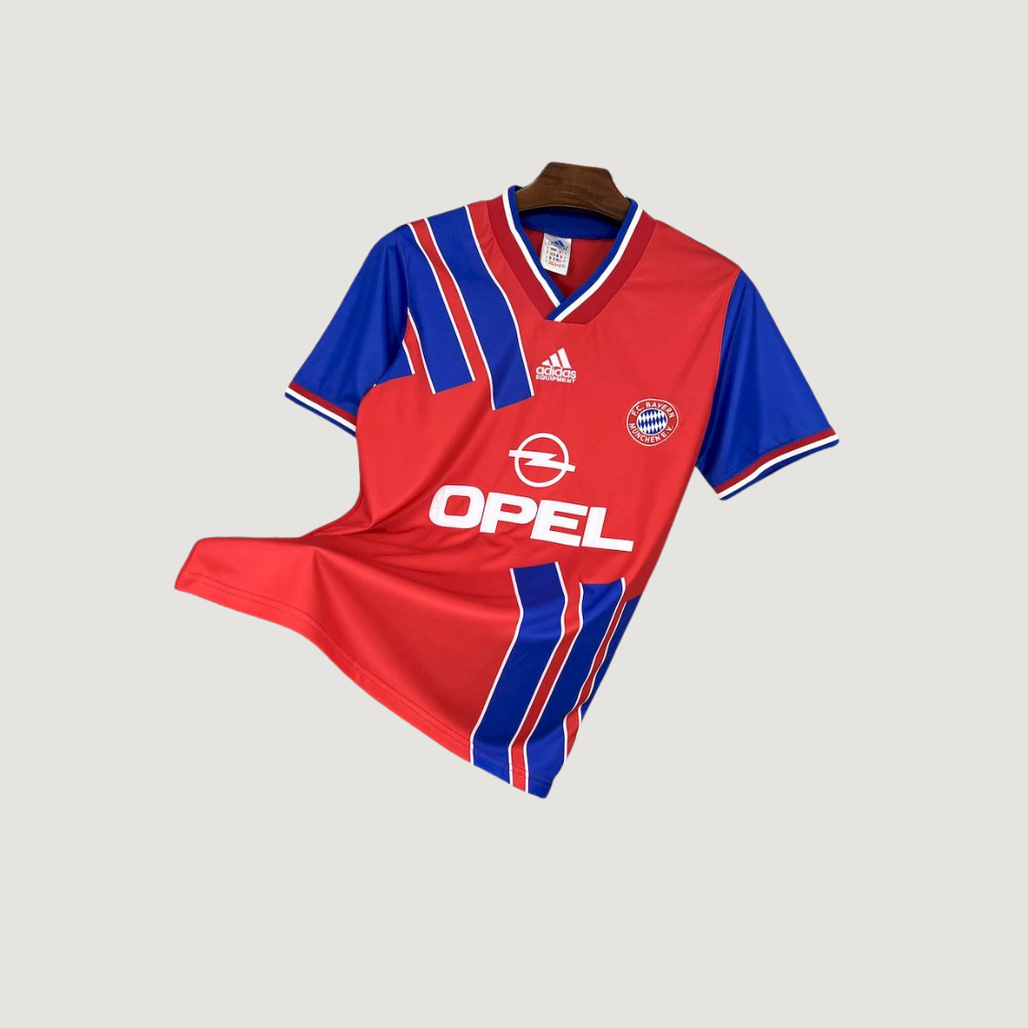Bayern Munich – Jersey Retro 1993/95 – Red & Blue