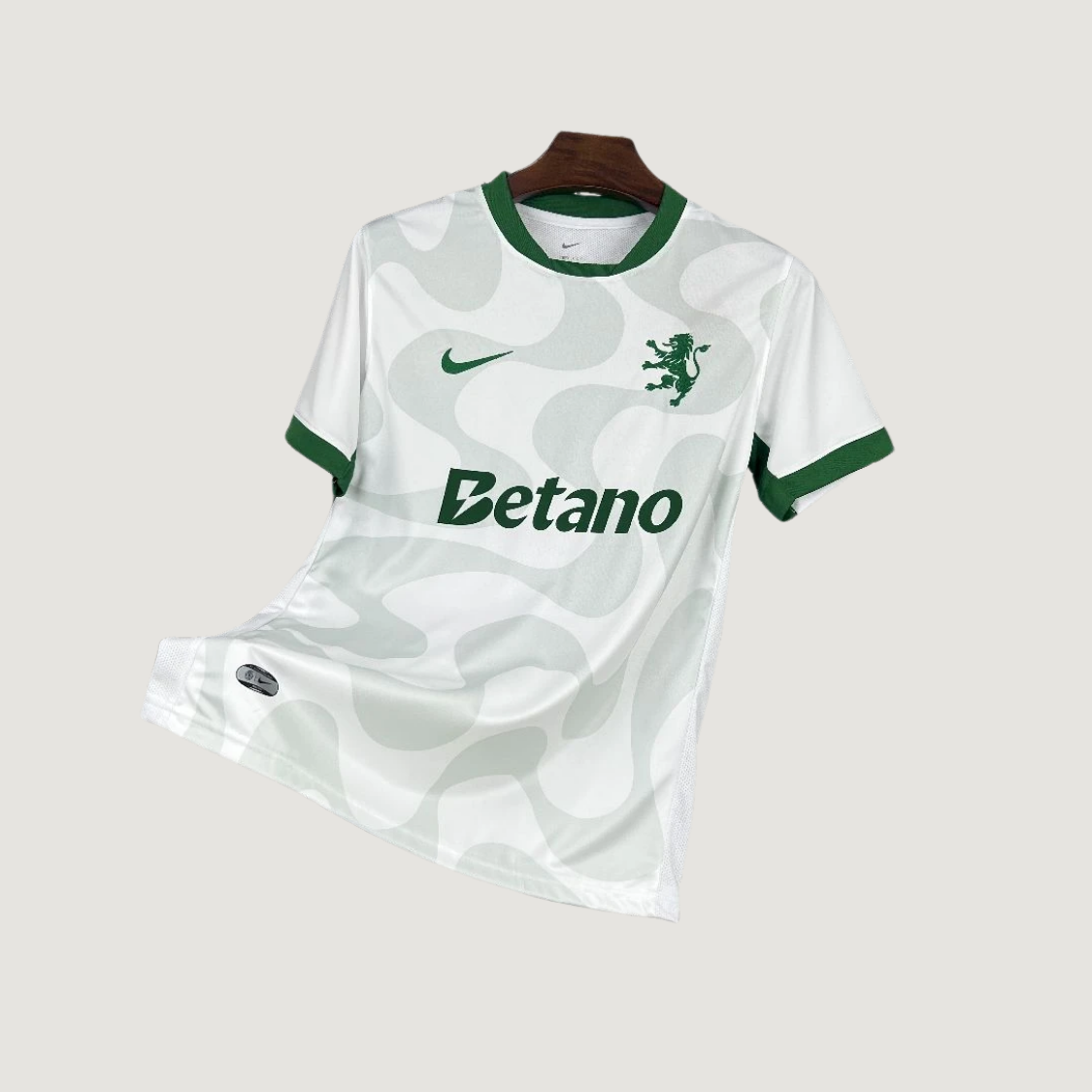 Sporting Portugal – Jersey Alternate 2025/26 – White & Green