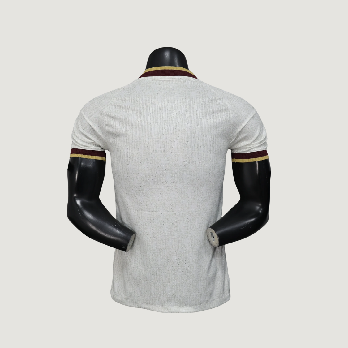 Espagne – Maillot Extérieur Coupe du Monde 2026 – Élégance claire, détails bordeaux - Covred