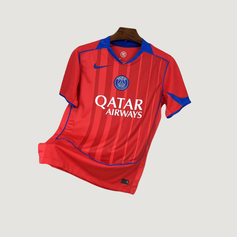 Paris Saint-Germain – Maillot Third 2025/26 – Rouge – vue de face