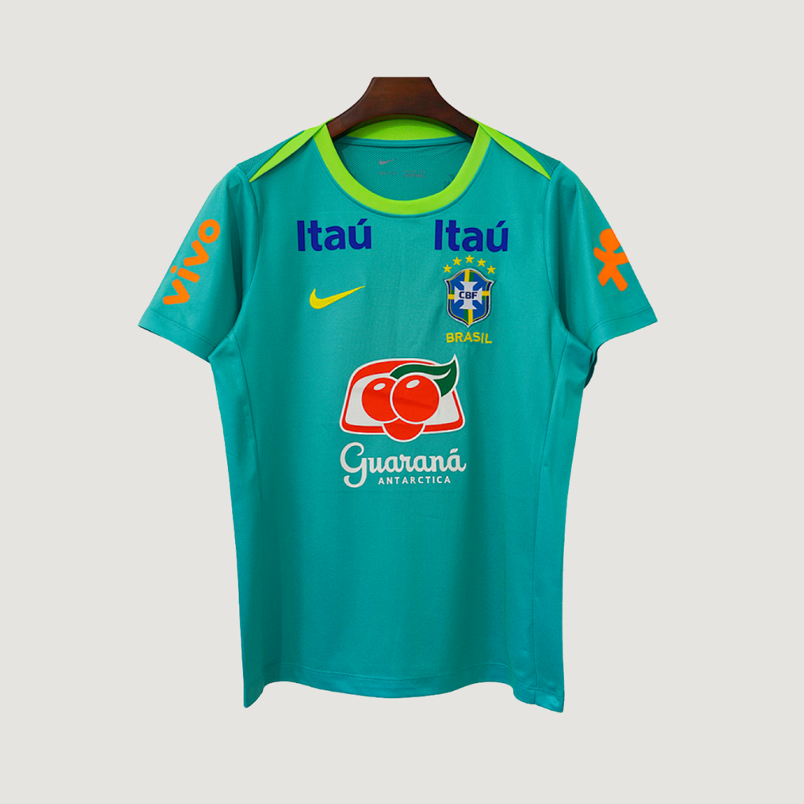 Brésil – Maillot d’Entraînement 2025/26 Homme – Vert lac, Vert clair - Covred
